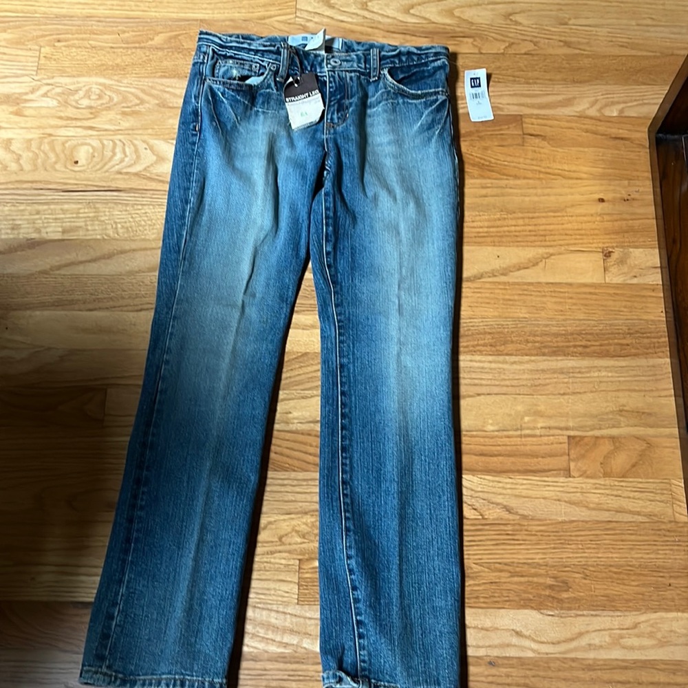 New size 6 gap boy cut straight jean low rise